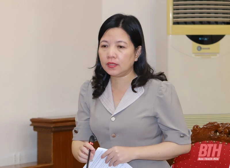 Cấp đất và hỗ trợ làm nhà ở cho đồng bào sinh sống trên sông phải làm bằng tình cảm và một trái tim nóng” để lo cho dân, làm cho dân, vì Nhân dân