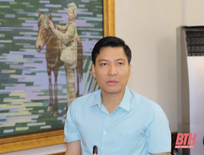 Cấp đất và hỗ trợ làm nhà ở cho đồng bào sinh sống trên sông phải làm bằng tình cảm và một trái tim nóng” để lo cho dân, làm cho dân, vì Nhân dân