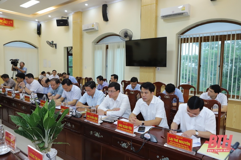 Thiệu Hóa phải phấn đấu trở thành huyện nông thôn mới nâng cao, huyện khá của tỉnh