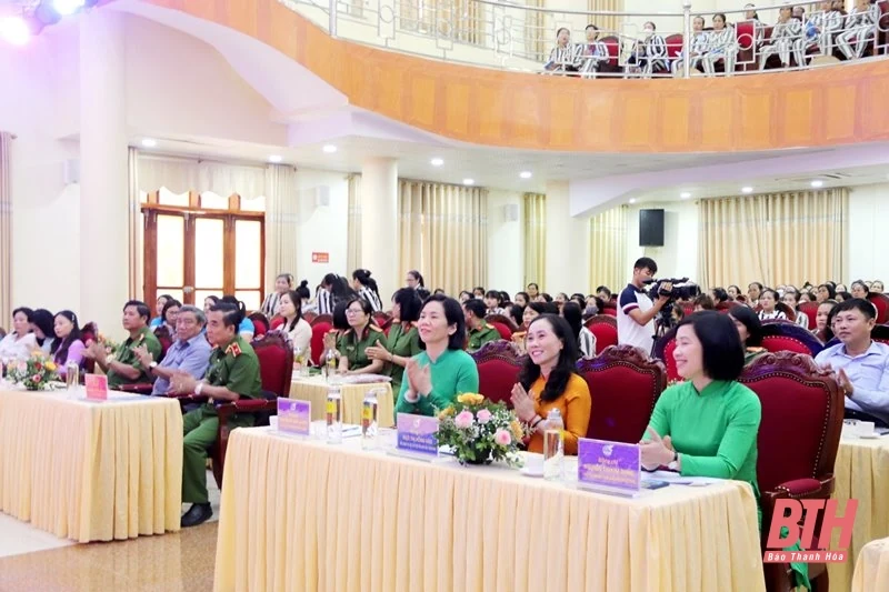 Truyền thông “Khởi nghiệp chắp cánh tương lai” cho phạm nhân nữ
