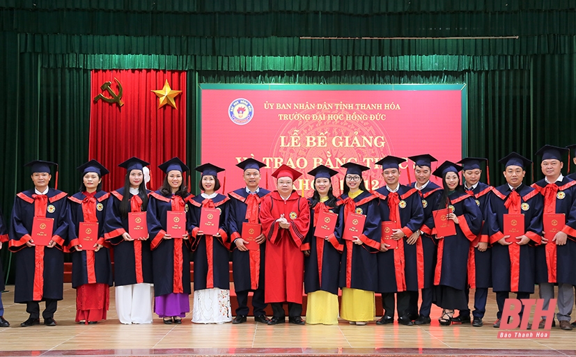 Trường Đại học Hồng Đức 25 năm xây dựng và phát triển