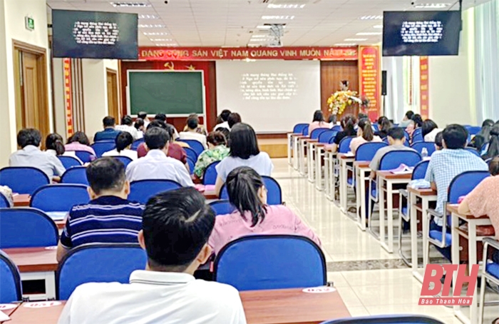 Thanh Hóa quan tâm công tác đào tạo, bồi dưỡng đội ngũ cán bộ