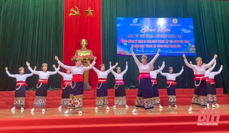 Thường Xuân: Giao lưu dân vũ thể thao - vũ điệu khỏe đẹp