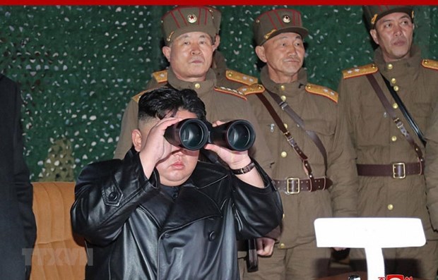 Nhà lãnh đạo Triều Tiên thị sát huấn luyện đơn vị vũ khí hạt nhân