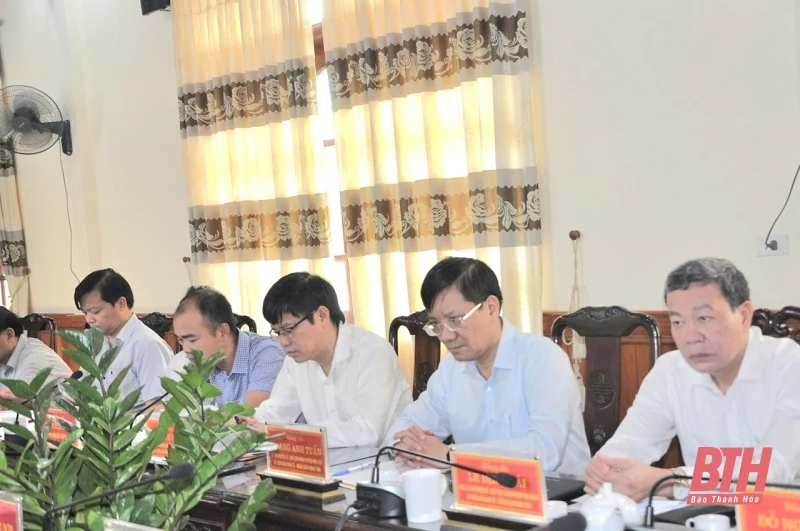 Giám sát công tác thu gom, vận chuyển, xử lý chất thải rắn sinh hoạt trên địa bàn huyện Quảng Xương