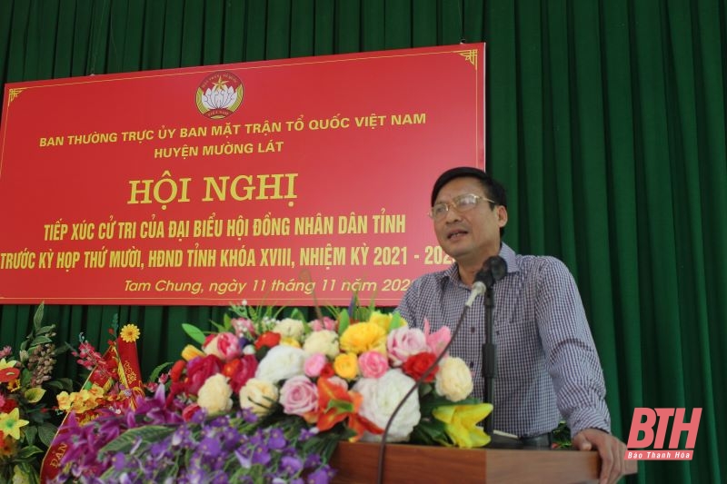 Cử tri huyện Mường Lát kiến nghị đầu tư một số tuyến đường và thay thế cây xoan trồng không phát huy hiệu quả