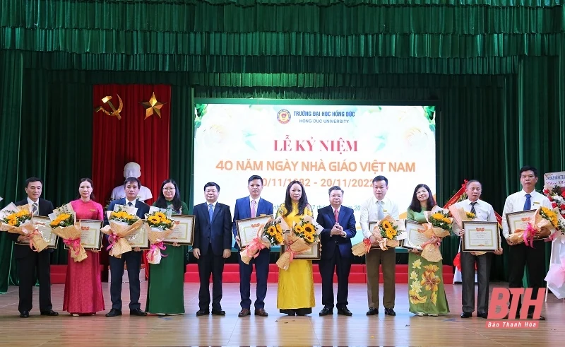 Trường Đại học Hồng Đức kỷ niệm 40 năm ngày Nhà giáo Việt Nam (20-11)