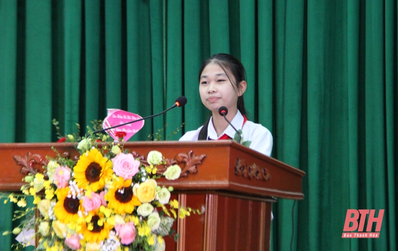 Huyện Hậu Lộc kỷ niệm 40 năm Ngày Nhà giáo Việt Nam (20-11)
