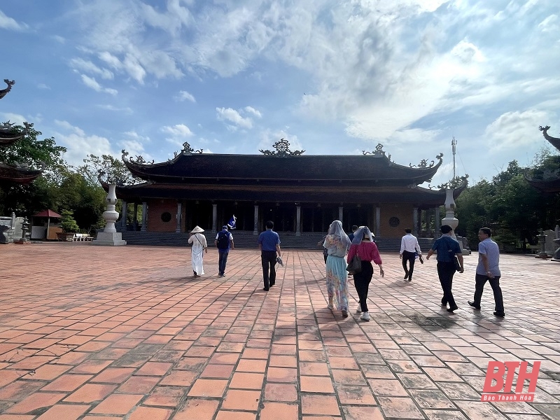Đoàn công tác tỉnh Thanh Hoá tham quan, khảo sát mô hình du lịch văn hoá, sinh thái cộng đồng tại TP Cần Thơ