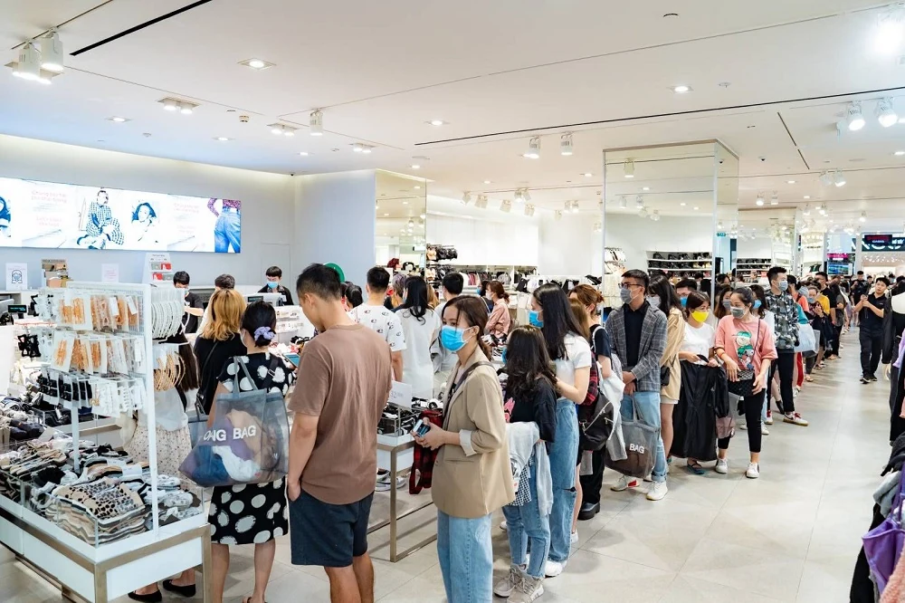 Vincom tung loạt ưu đãi “kịch sàn” trên toàn hệ thống, giảm giá tới 100% dịp Black Friday