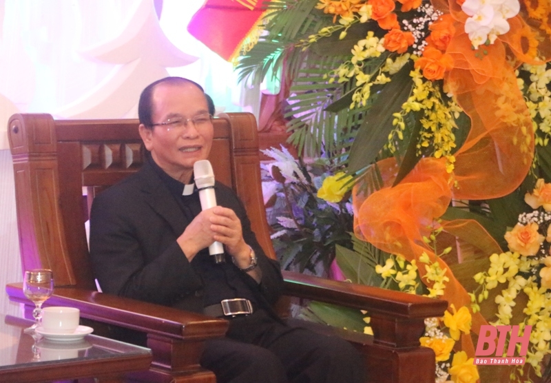 Chủ tịch UBND tỉnh Đỗ Minh Tuấn thăm và chúc mừng Tòa Giám mục Thanh Hóa nhân Lễ Thiên Chúa Giáng sinh