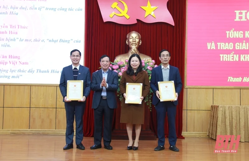 Tổng kết công tác báo chí và trao Giải Búa liềm vàng năm 2022