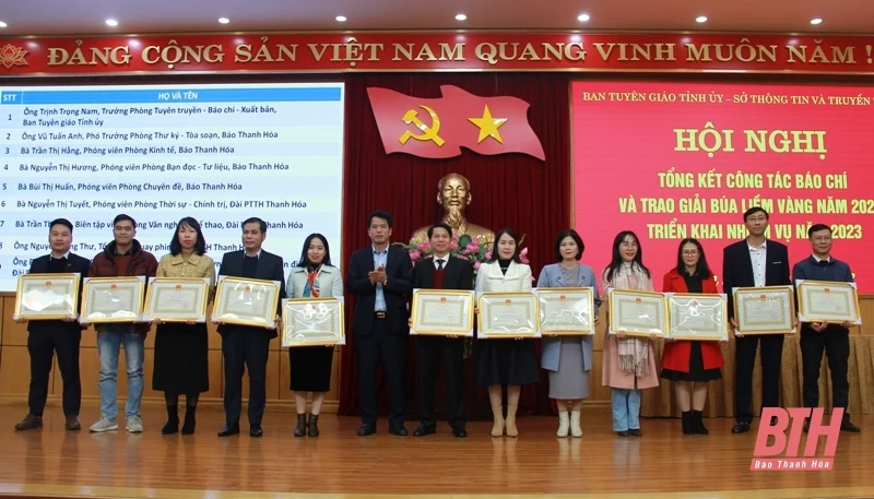 Tổng kết công tác báo chí và trao Giải Búa liềm vàng năm 2022