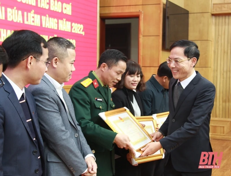 Tổng kết công tác báo chí và trao Giải Búa liềm vàng năm 2022