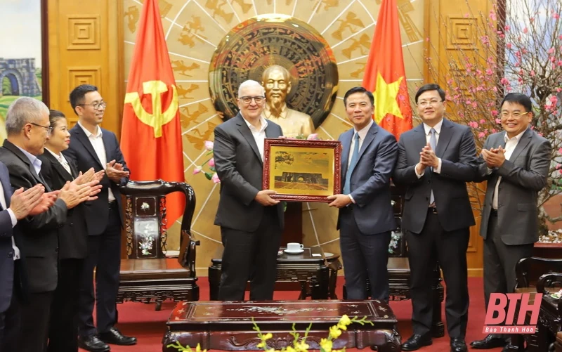Bí thư Tỉnh ủy Đỗ Trọng Hưng tiếp xã giao Phó Chủ tịch Hội đồng Quản trị Tập đoàn WHA