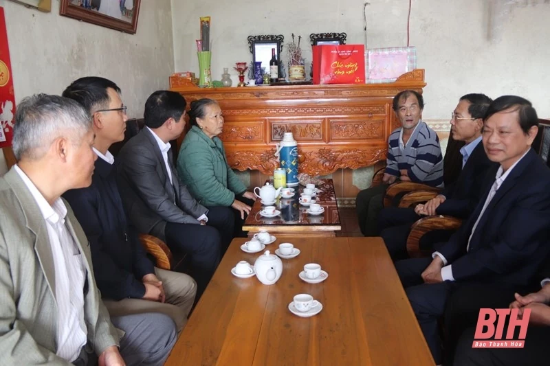 Phó Chủ tịch UBND tỉnh Đầu Thanh Tùng thăm, kiểm tra tình hình sản xuất và đời sống của Nhân dân huyện Yên Định