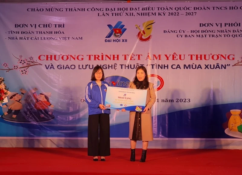 Tết ấm yêu thương