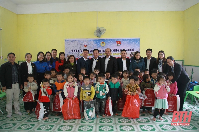 Công đoàn TYM chi nhánh Thanh Hoá tổ chức chương trình thiện nguyện “Xuân ấm áp yêu thương”