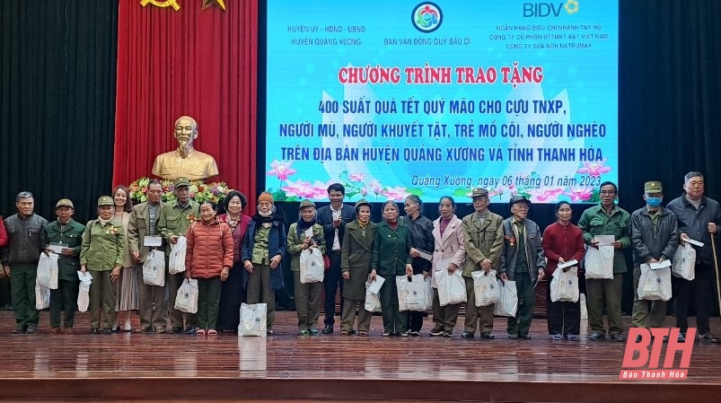Hơn 3.300 suất quà tết trao tặng cựu thanh niên xung phong tỉnh Thanh Hoá