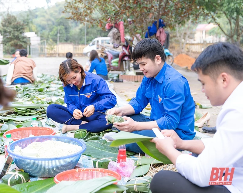 Chương trình “Cặp bánh chưng xanh - Tết an lành” tại huyện Ngọc Lặc
