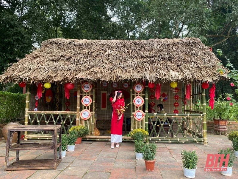 Tổ chức lễ khai hội mùa xuân tại đền thờ Vua Lê Thái Tổ vào ngày mùng 4 Tết