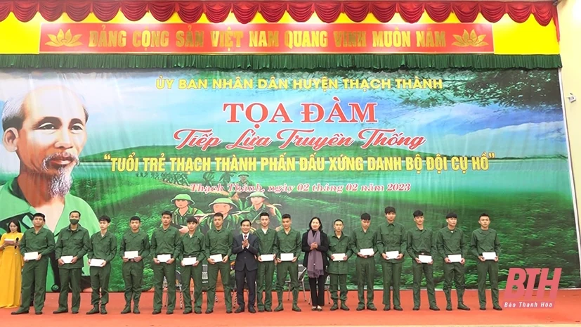 Thạch Thành: Tiếp lửa truyền thống, động viên tân binh lên đường nhập ngũ
