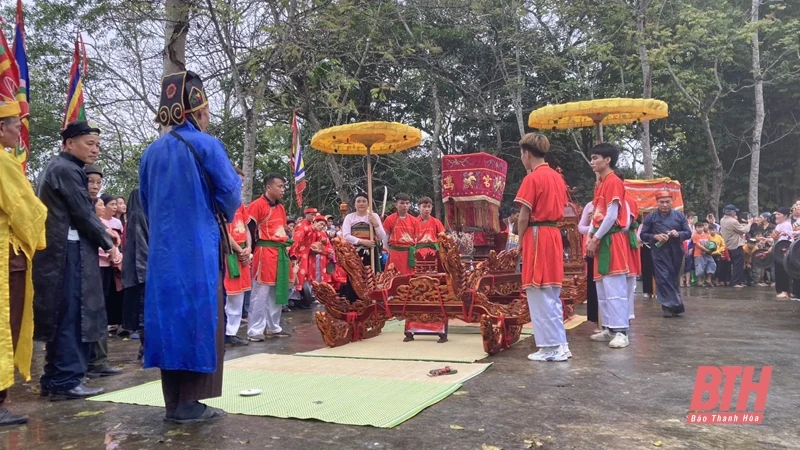 Tưng bừng Lễ hội Mường Đòn
