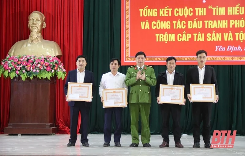 Yên Định: Trao giải cuộc thi “Tìm hiểu tác hại của ma túy và công tác đấu tranh phòng, chống tội phạm trộm cắp tài sản và tội phạm ma túy”