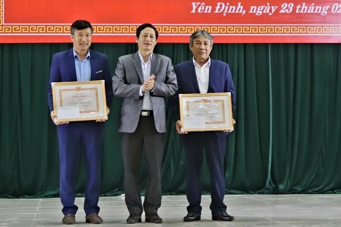 Yên Định: Trao giải cuộc thi “Tìm hiểu tác hại của ma túy và công tác đấu tranh phòng, chống tội phạm trộm cắp tài sản và tội phạm ma túy”