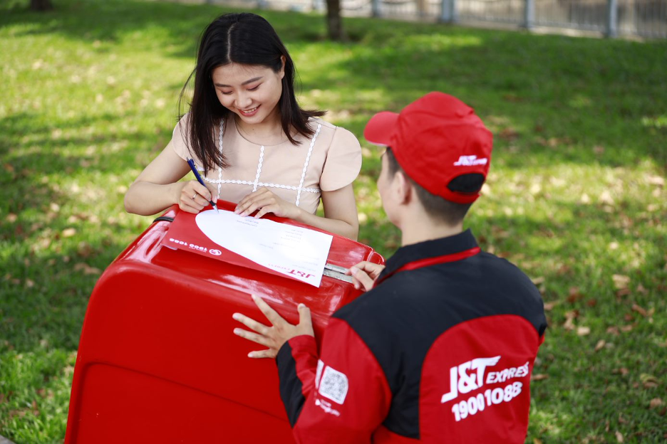 Dư địa của chuyển phát nhanh trong năm 2023