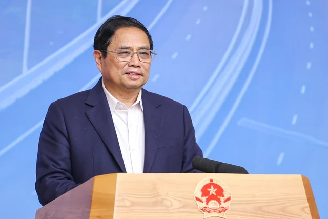 Tiếp tục tháo gỡ khó khăn, vướng mắc, thúc đẩy các dự án trọng điểm ngành GTVT