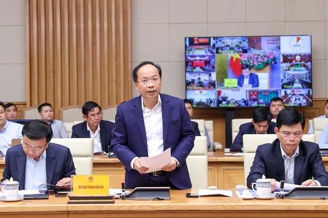 Tiếp tục tháo gỡ khó khăn, vướng mắc, thúc đẩy các dự án trọng điểm ngành GTVT