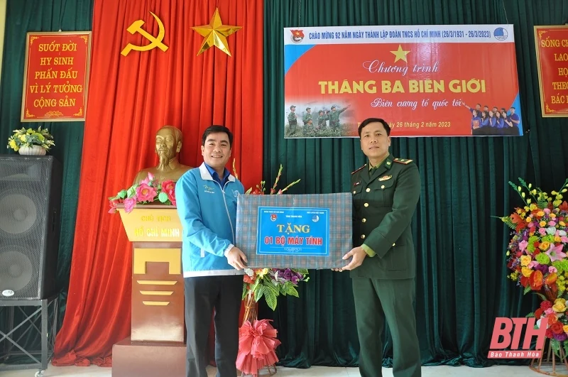 Thiết thực chương trình “Tháng ba biên giới” tại Đồn Biên phòng Cửa khẩu Tén Tằn