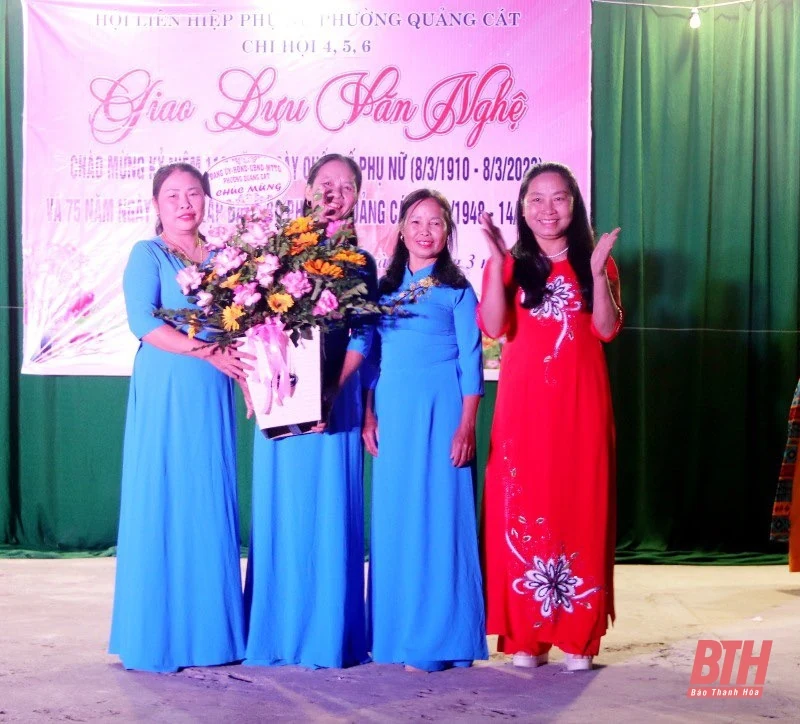 Hội LHPN phường Quảng Cát p hát động thực hiện công trình, phần việc chào mừng 75 năm ngày thành lập Đảng bộ phường