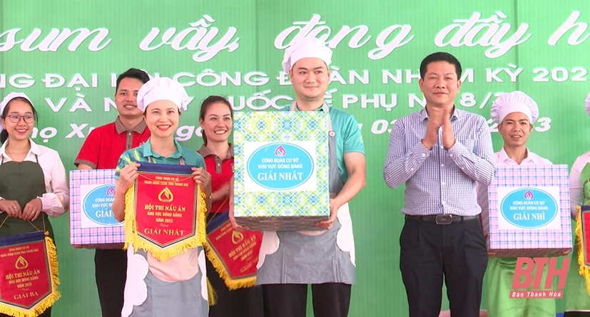 Hội thi nấu ăn “Bữa cơm sum vầy, đong đầy hạnh phúc”