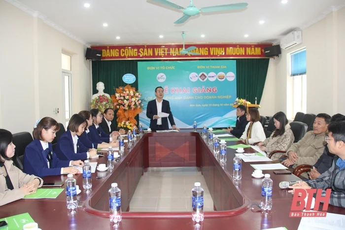 Nâng cao năng lực ngoại ngữ và kỹ năng đàm phán cho cán bộ làm công tác xúc tiến đầu tư