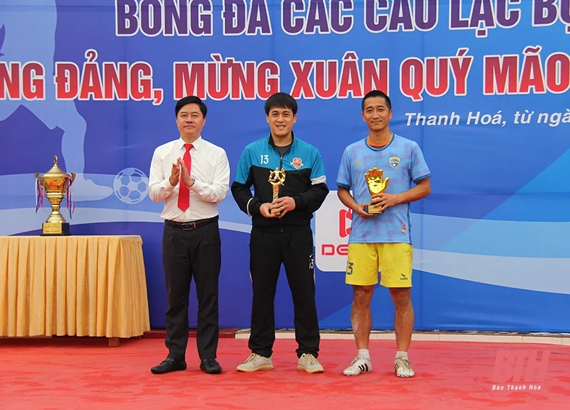 Đội Hoàng Thạch vô địch Giải bóng đá các CLB tỉnh Thanh Hóa “Mừng Đảng, mừng Xuân Quý Mão” 2023