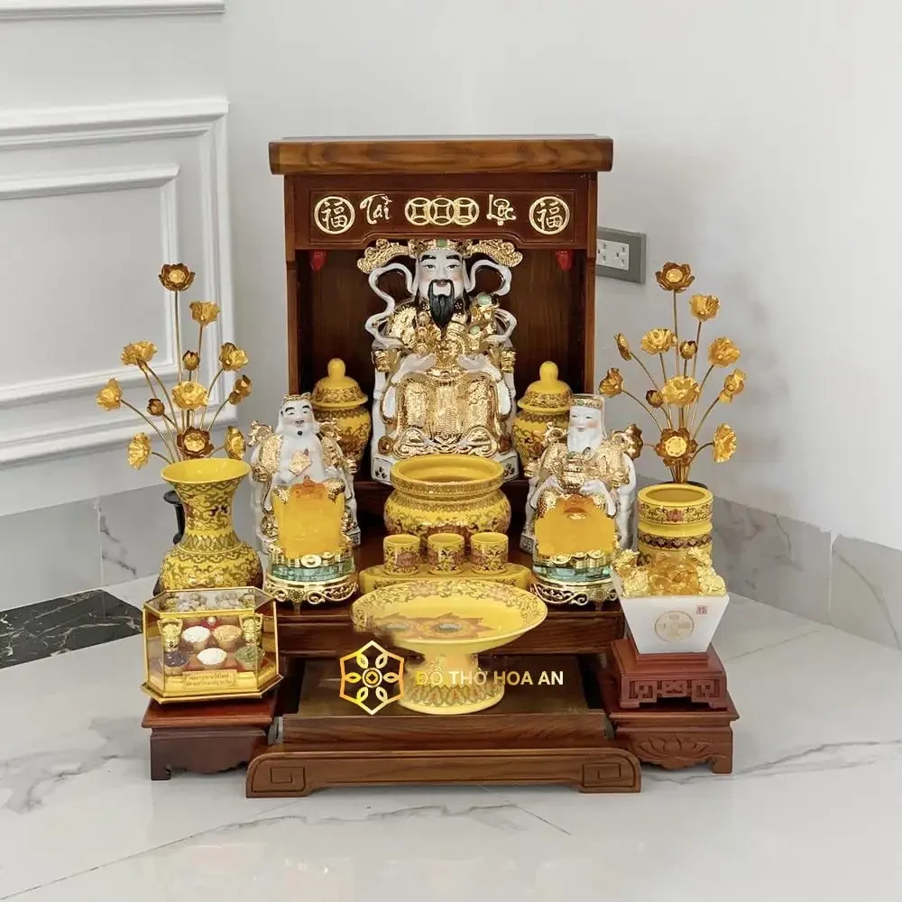 5 vật phẩm không thể thiếu của bộ bàn thờ Thần Tài gồm những gì?
