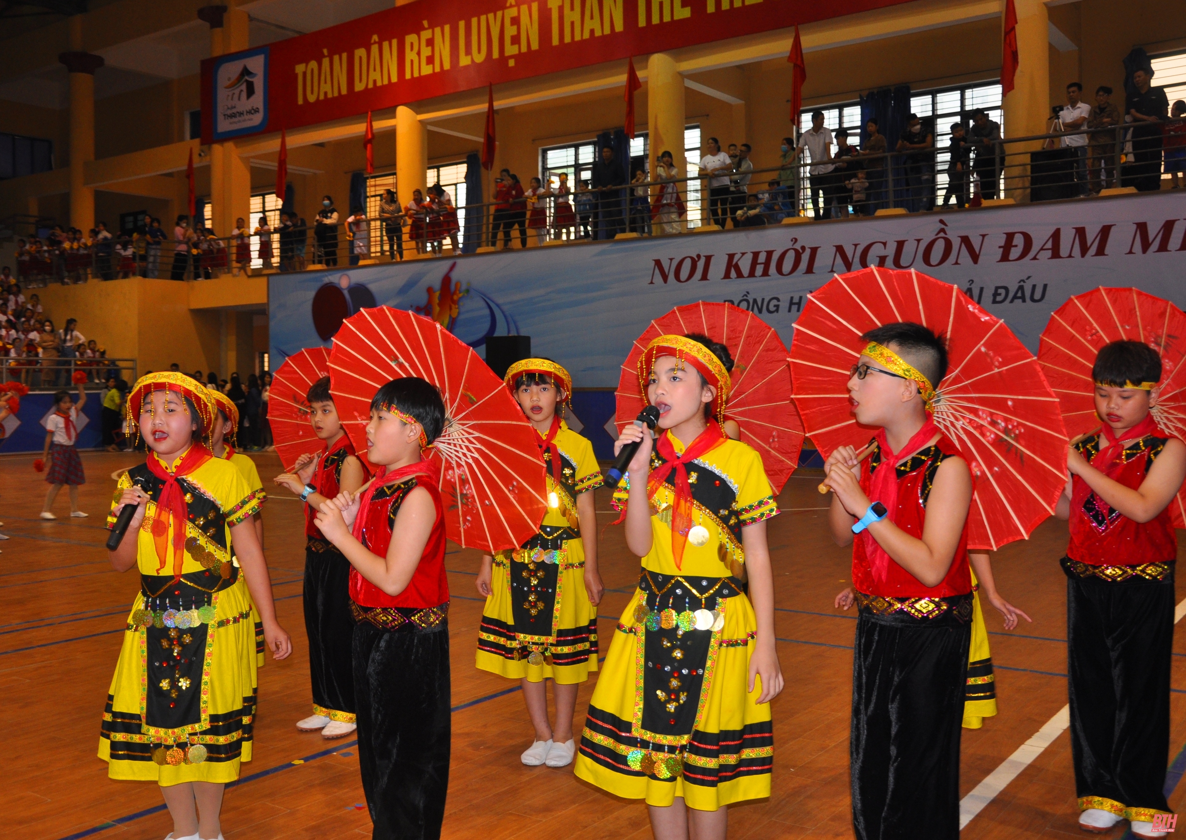 Sôi nổi Hội thi “Múa hát sân trường” tại TP Sầm Sơn