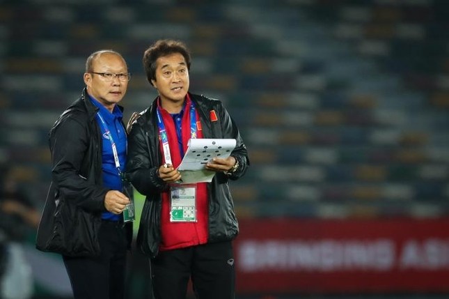 Rộ tin thầy Park chuẩn bị dẫn dắt đội bóng V.League; Rashford nổi cáu trước tin đồn đòi MU tăng lương
