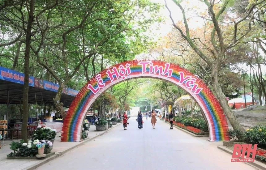 Hoàn tất mọi điều kiện, sẵn sàng cho Lễ hội Tình yêu - Hòn Trống Mái