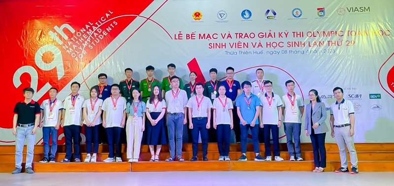 Sinh viên Trường Đại học Hồng Đức giành HCV tại kỳ thi Olympic Toán học sinh viên và học sinh toàn quốc lần thứ 29