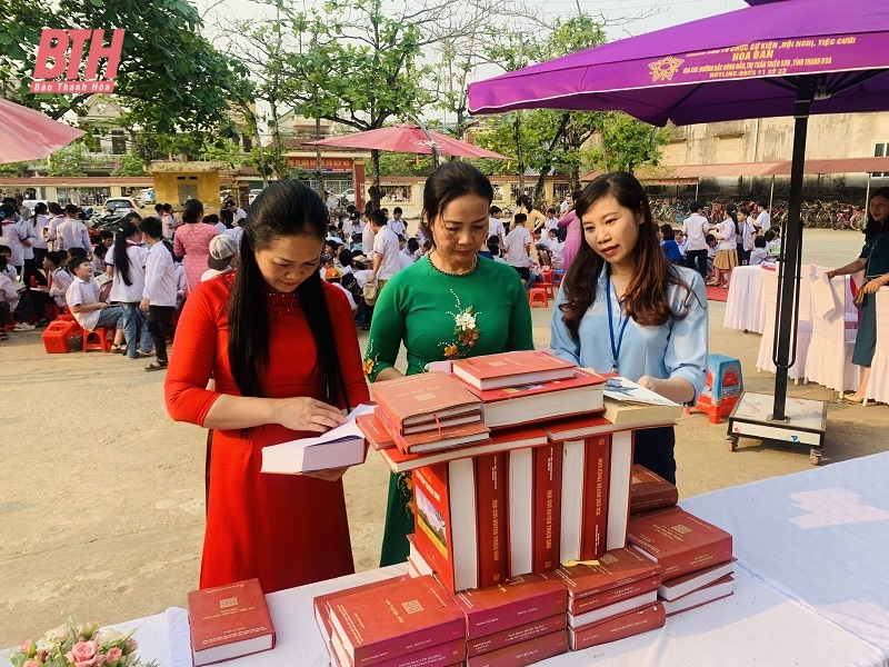 Ngày hội Sách và Văn hóa đọc tại Trường TH Kim Đồng 