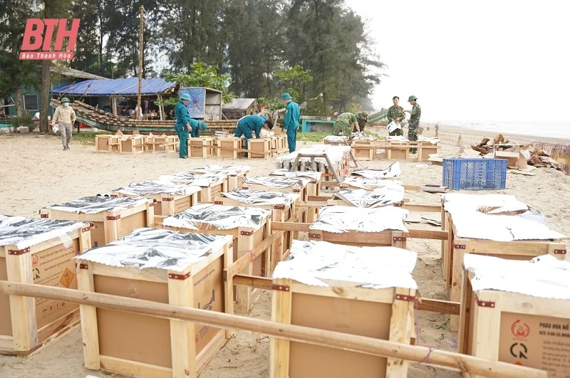 Trận địa 120 giàn pháo hoa tầm thấp và 400 quả pháo tầm cao sẵn sàng cho đêm hội lung linh và tỏa sáng