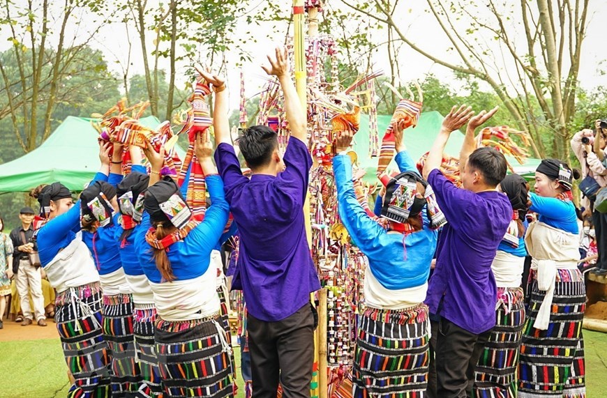 Tái hiện lễ hội Chá Mùn của dân tộc Thái tỉnh Thanh Hóa