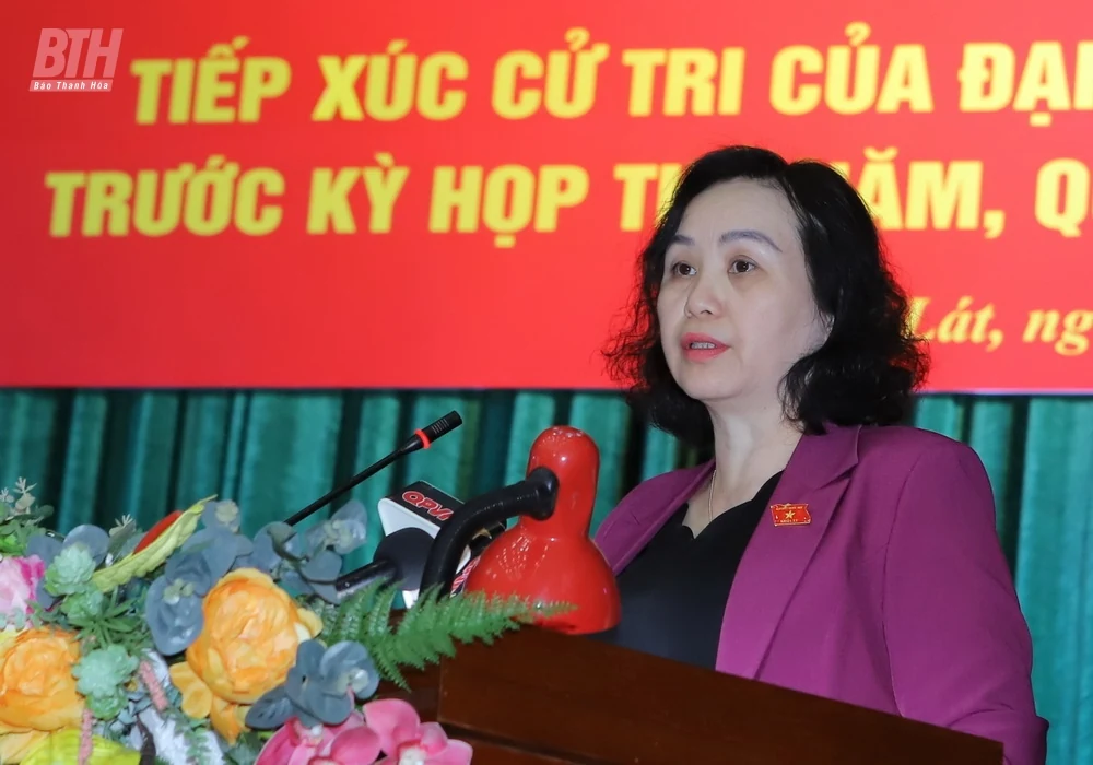 Đại tướng Lương Cường cùng đại biểu Quốc hội tiếp xúc cử tri huyện Mường Lát