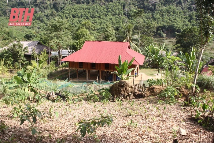 Xây dựng nông thôn mới gắn với bảo vệ an ninh biên giới ở Quan Sơn