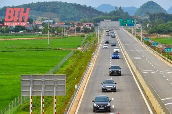 Thanh Hóa đón gần 1,2 triệu lượt khách du lịch trong kỳ nghỉ lễ 30-4 và 1-5