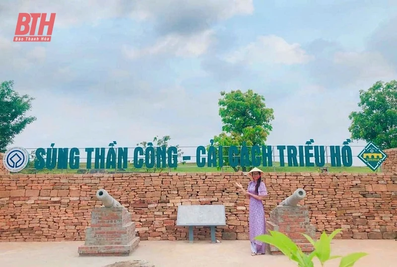 Thành nhà Hồ đón khoảng 11,2 nghìn khách dịp nghỉ lễ