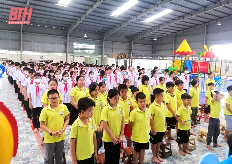 Thạch Thành khai mạc Ngày Olympic trẻ em và phát động toàn dân tập luyện môn bơi
